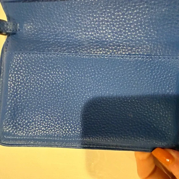 Tory Burch Britten Smartphone Snap Wallet - Picture 8 of 13